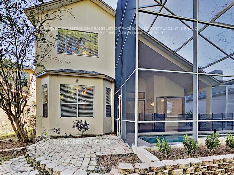 Building Photo - 272 Churchill Dr