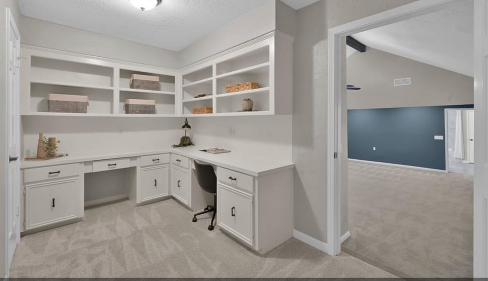 Building Photo - 2811 Crossvine Cir