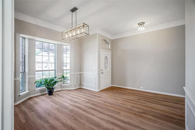 Building Photo - 1006 Merribrook Ln