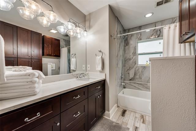 Building Photo - 3808 Shorecrest Dr