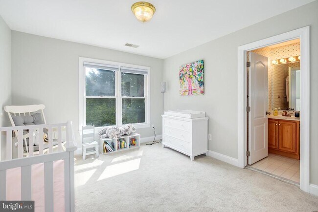Building Photo - 9304 Wildoak Dr