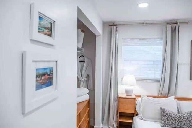 Building Photo - 2433 Lydia Way