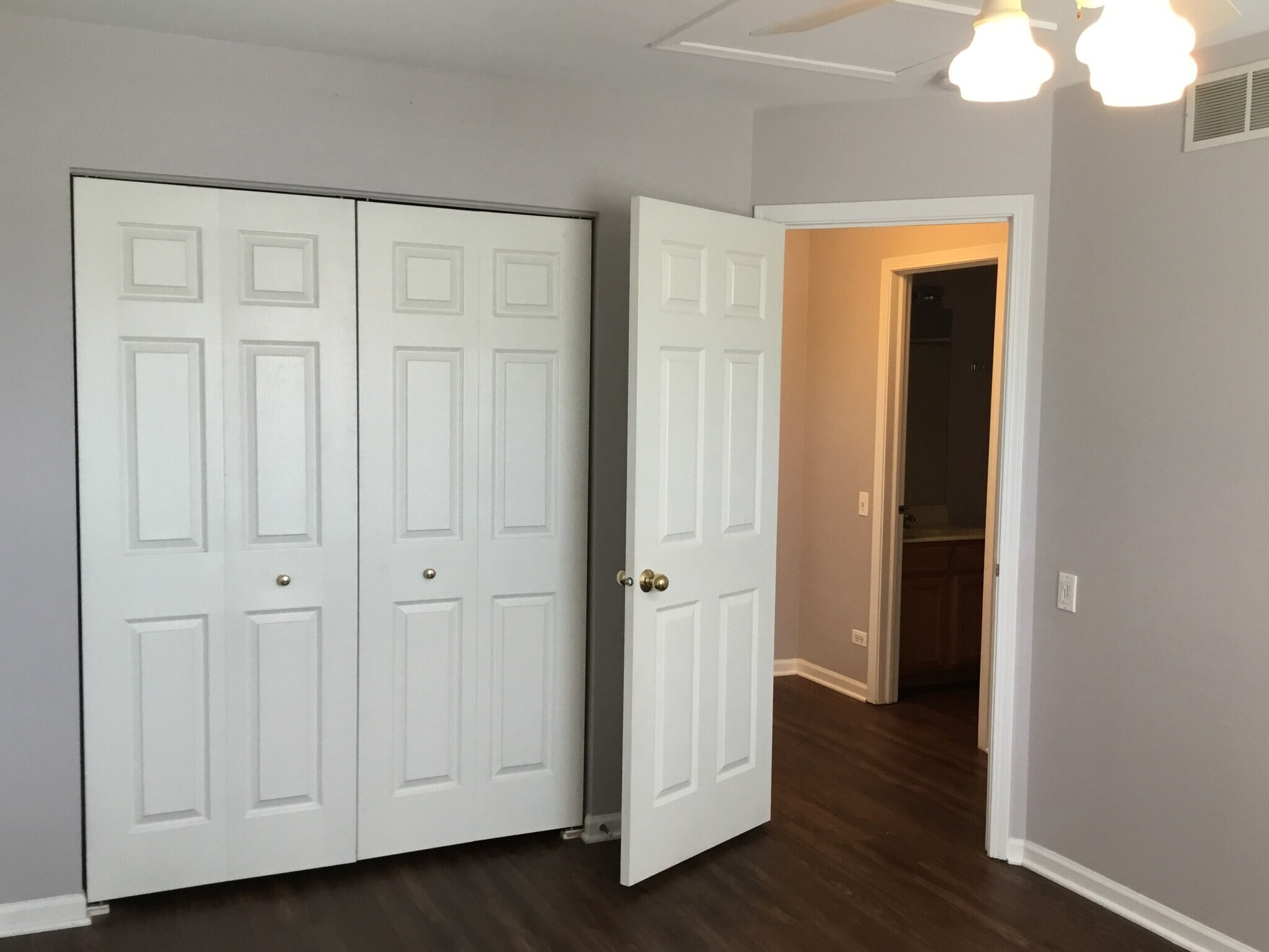 Building Photo - 2364 Chesapeake Bay