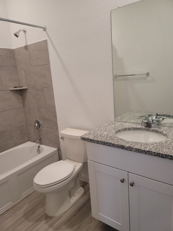 Building Photo - 221 Cordova Xing