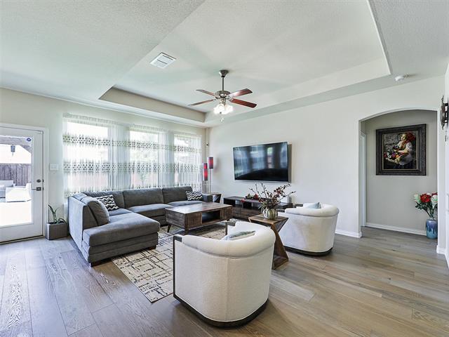 Building Photo - 2613 Sunstar Dr