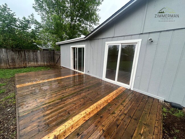 Building Photo - Charming 4-bedroom Home In Eugene