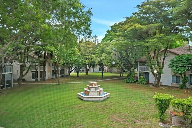 Building Photo - 9446 SW 140th Ct