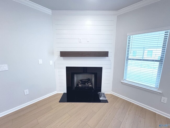 Building Photo - 6065 Gardner Maples Dr SE