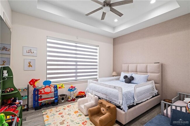 Building Photo - 24 Cornell Ave