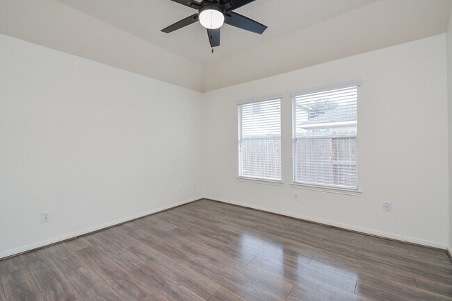 Building Photo - 12718 Boris Cove Trail