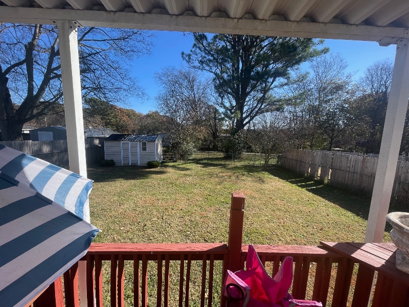 Building Photo - 1901 Cherry St