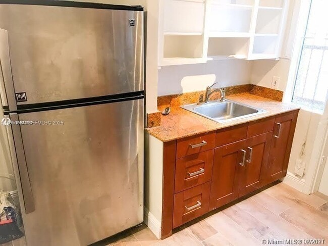 Building Photo - 1020 Euclid Ave