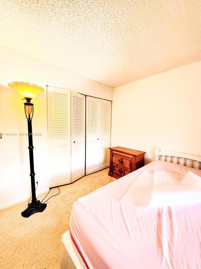 Building Photo - 766 NW 24th Ave