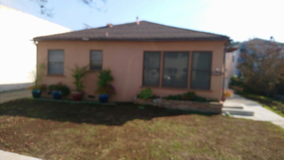FRONT BULIDING - 738 Hill St