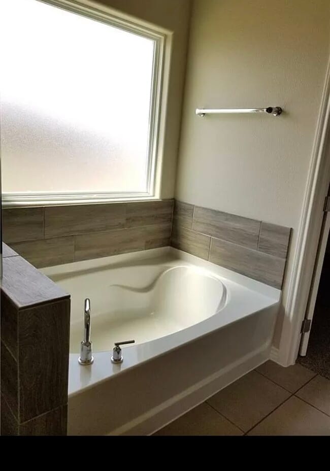 Building Photo - 7737 Stampede Dr