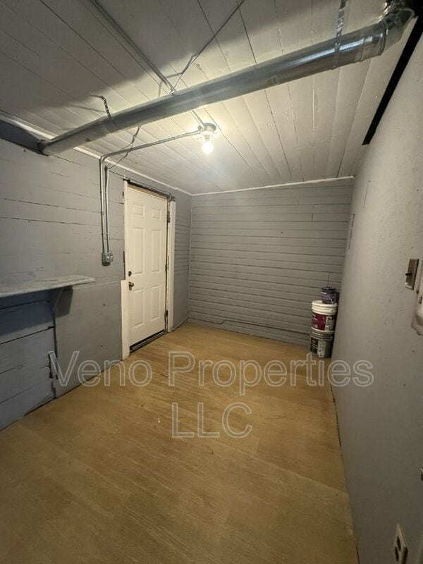 Building Photo - 129 N 3rd Ave