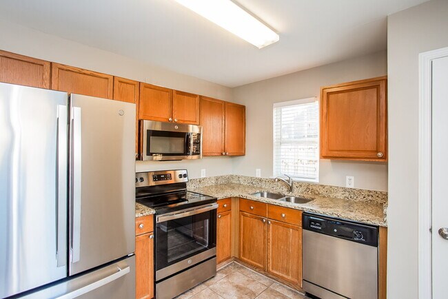 Building Photo - 2914 Pirates Pl