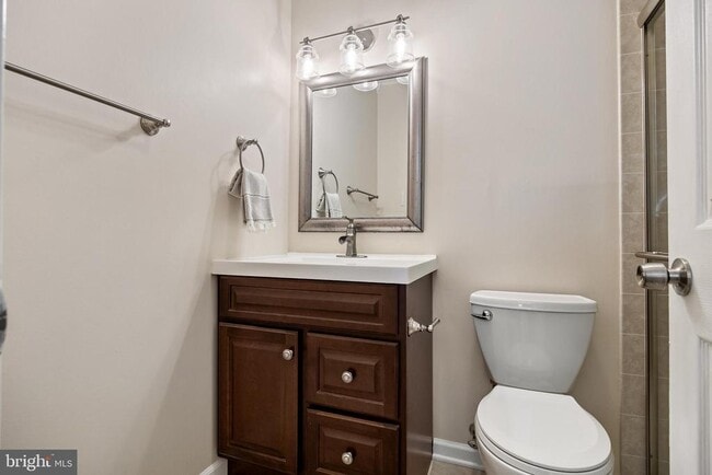 Building Photo - 1 Bridgewater Dr