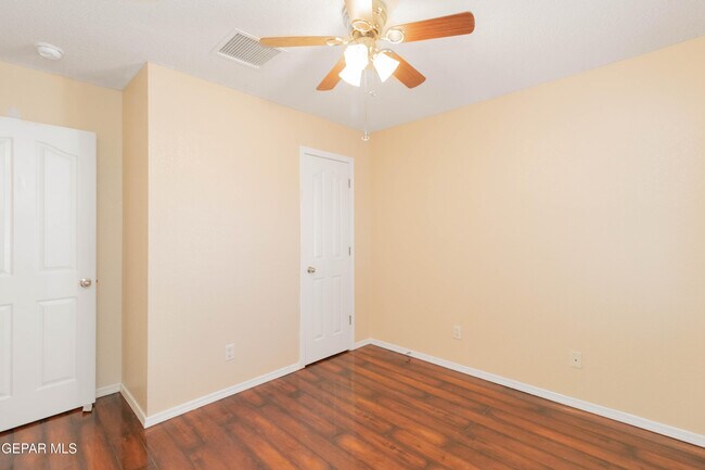 Building Photo - 5652 Rick Husband Dr