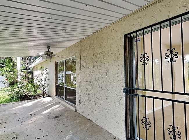 Building Photo - 2512 Sea Breeze Ct