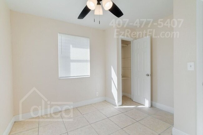 Building Photo - 544 19th St