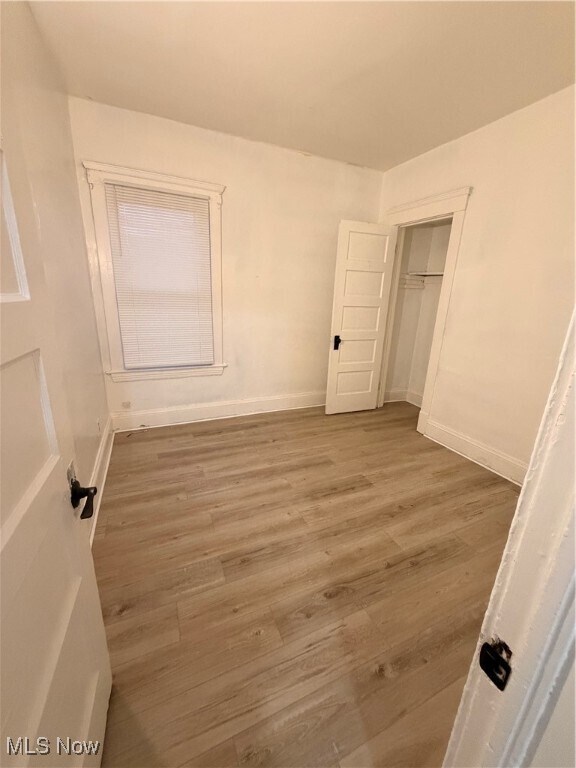 Building Photo - 10512 Greenlawn Ave