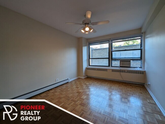 Building Photo - 4180 N Marine Dr