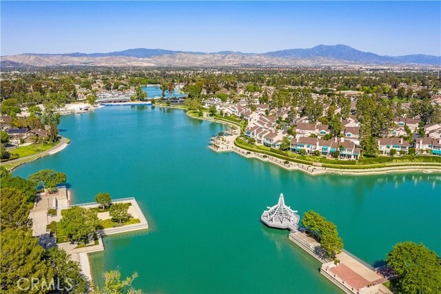 Building Photo - 52 Ashwood