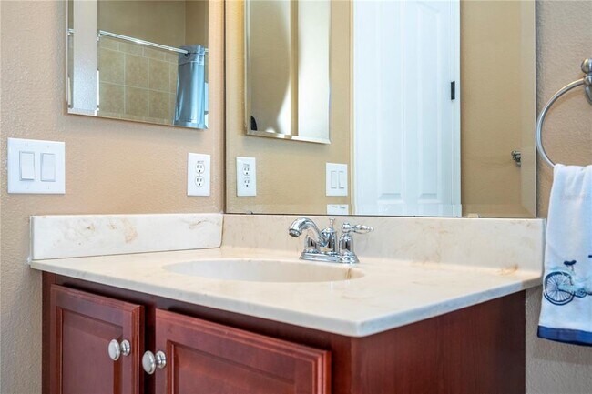 Building Photo - 3119 Falconhill Dr