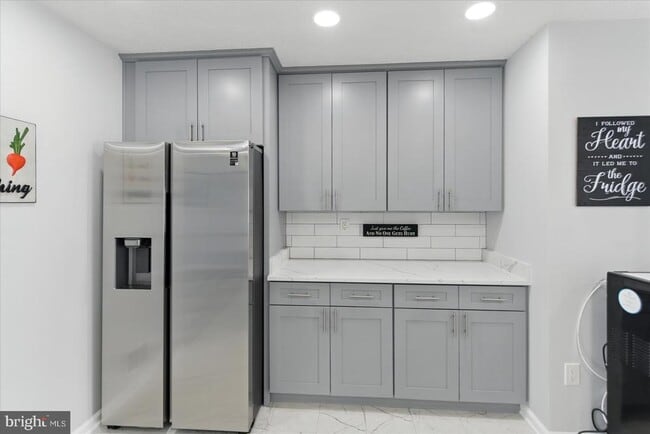 Building Photo - 1065 Jeanett Way