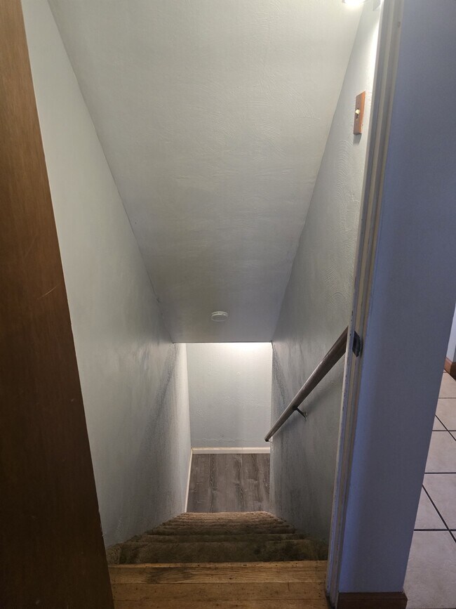 Building Photo - 68 Lilmont Dr