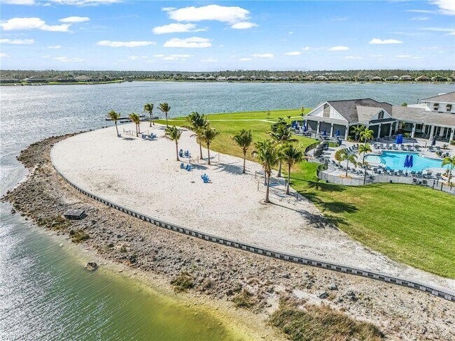 Building Photo - 13832 Blue Bay Cir