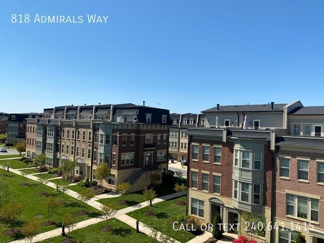 Building Photo - 818 Admirals Way