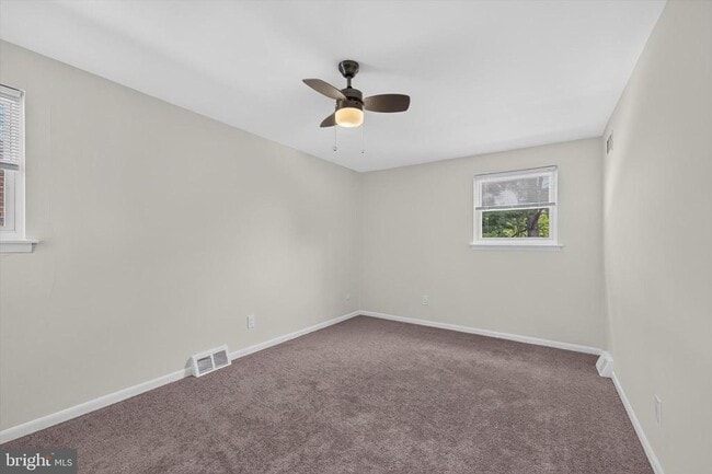 Building Photo - 2261 Strahle St