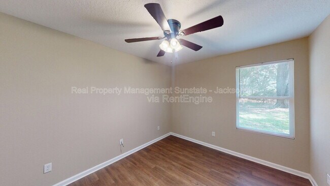 Building Photo - 711 Cahoon Rd N