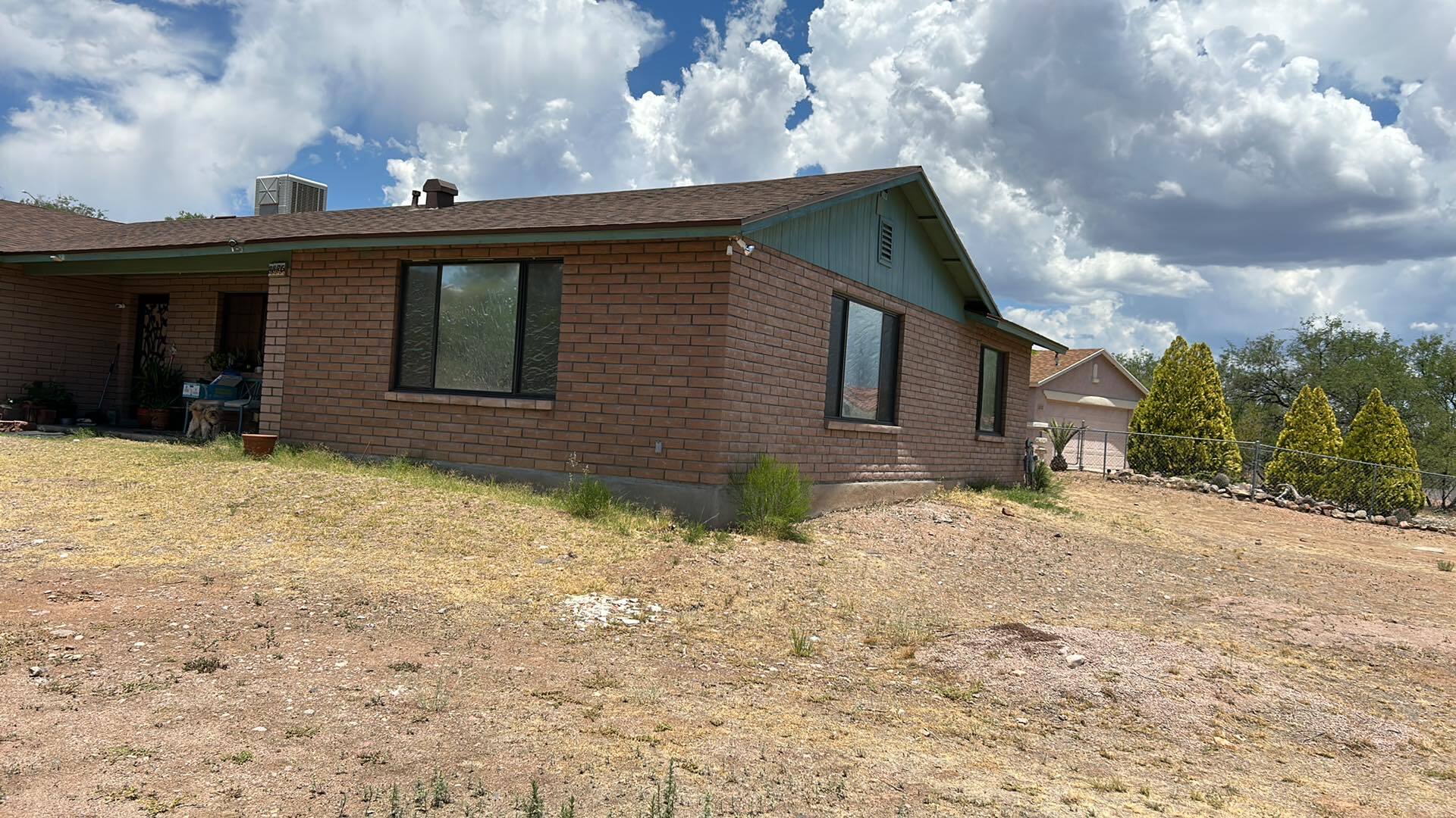 Building Photo - 1175 Avenida Gandara