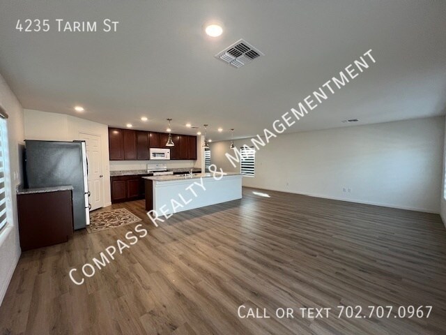 Building Photo - 4235 Tarim St