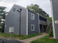 Building Photo - 1203 Jamestown Rd