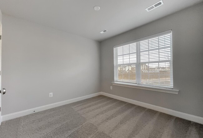 Building Photo - Sullivan Lane