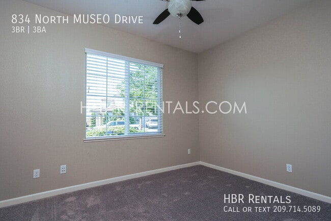 Building Photo - 834 N MUSEO Dr