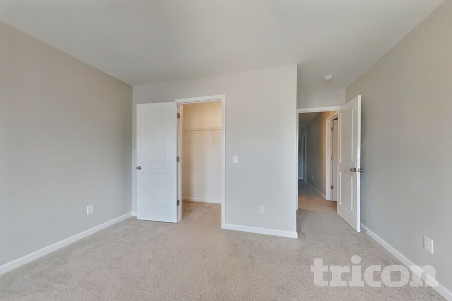 Building Photo - 1335 Bridgton Cape Ct