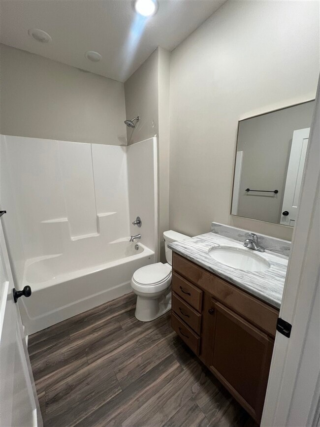 Building Photo - 1126 Springfield Blvd