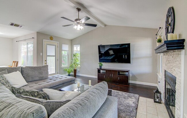 Building Photo - 12911 Quinn Trail