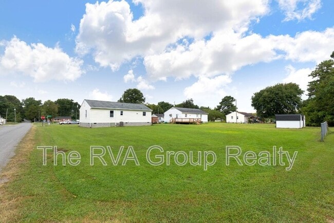 Building Photo - 201 Evergreen Ave