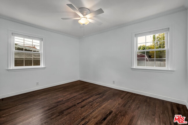 Building Photo - 2017 Louella Ave