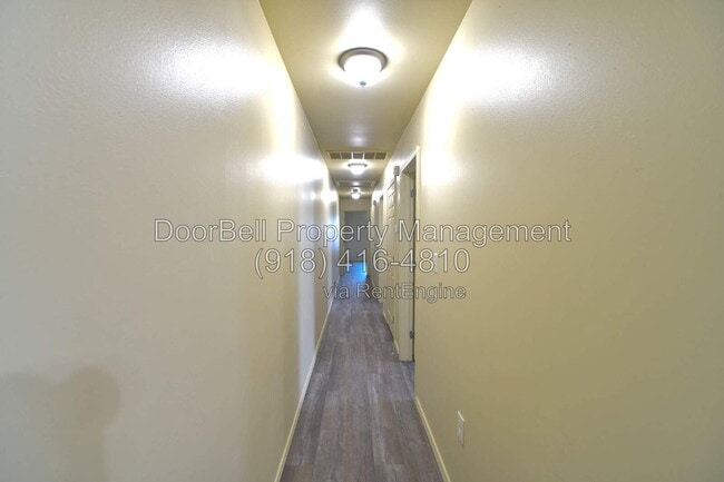 Building Photo - 6009 S Madison Pl