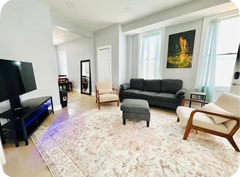 Building Photo - 29 W 26th St