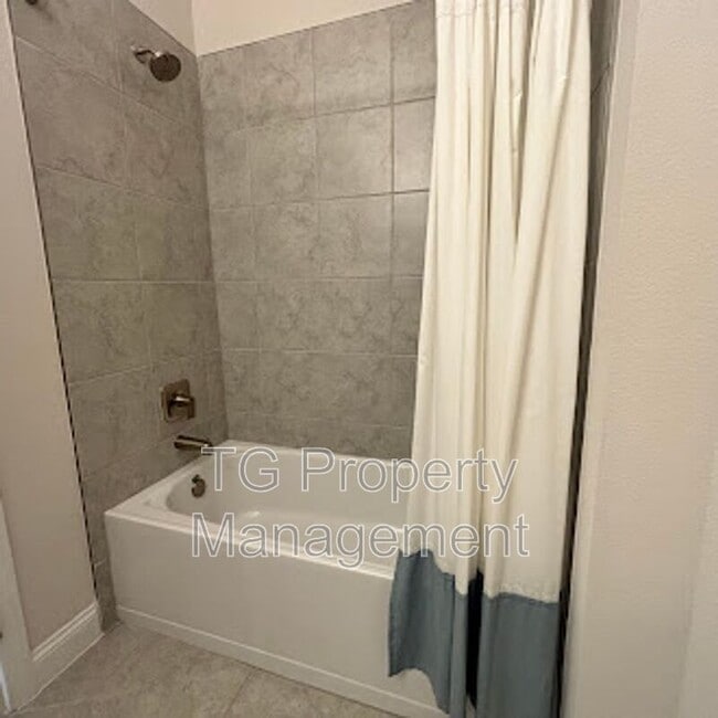 Building Photo - 4484 Sun Lily Ct