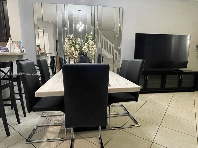 Building Photo - 16963 SW 92nd St