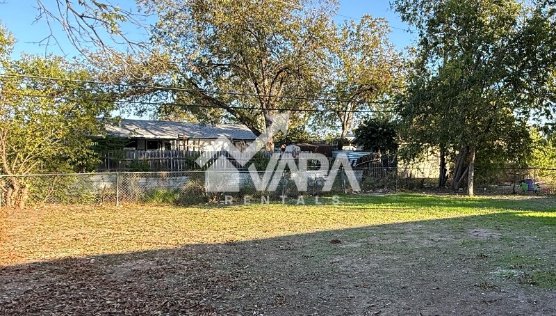 Building Photo - 5331 Bakersfield St